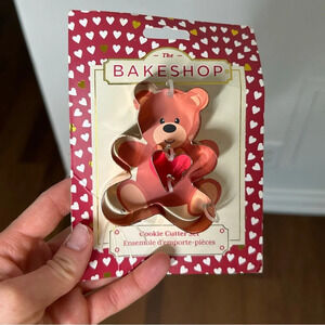 Adorable teddy Bear Cookie Cutter with Removable Heart